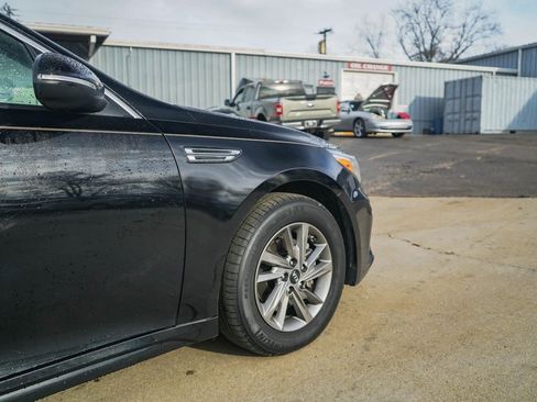 Used 2020 Kia Optima LX image 27