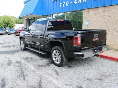 Used 2017 GMC Sierra 1500 SLT w/ SLT Premium Package AWD/4WD image 4