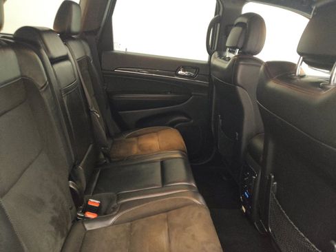 Used 2020 Jeep Grand Cherokee Trailhawk image 19