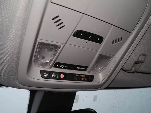 Used 2023 Chevrolet Blazer LT image 33