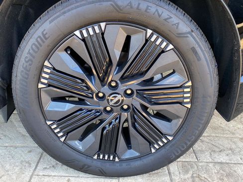 Certified 2026 Nissan Murano Platinum w/ Cargo Package AWD/4WD image 15