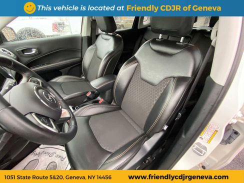 Used 2021 Jeep Compass Latitude w/ Convenience Group image 9