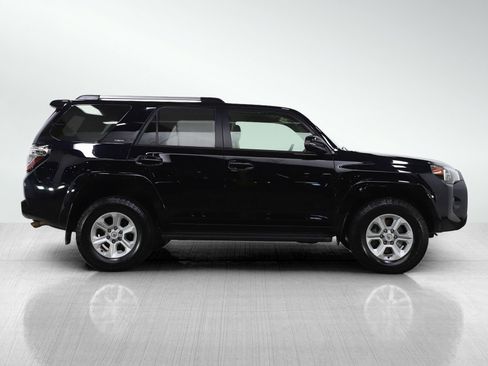 Used 2023 Toyota 4Runner SR5 Premium image 6
