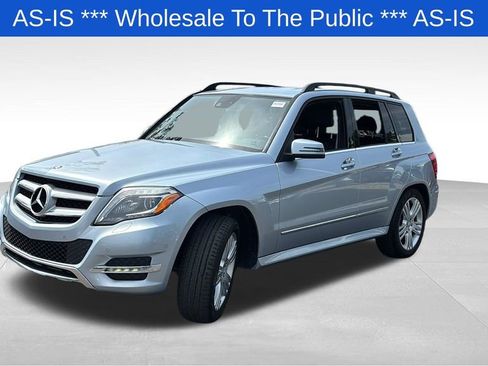Used 2013 Mercedes-Benz GLK 250 BlueTEC 4MATIC image 3
