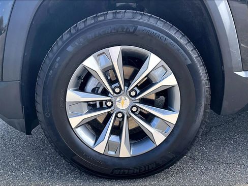 Used 2026 Chevrolet Equinox LT w/ Convenience Package II AWD/4WD image 7