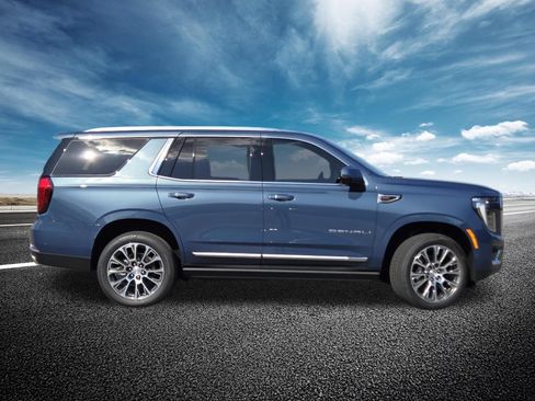 New 2026 GMC Yukon Denali w/ Denali Reserve Package AWD/4WD image 24
