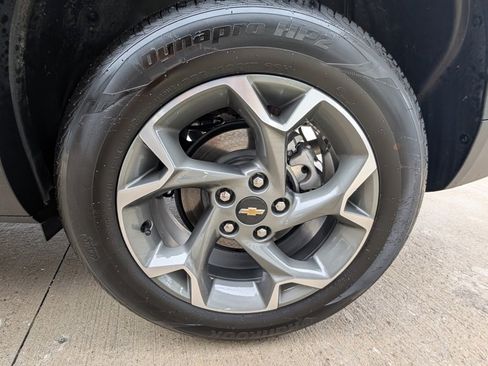 Used 2024 Chevrolet Trax LT w/ Driver Confidence Package image 36