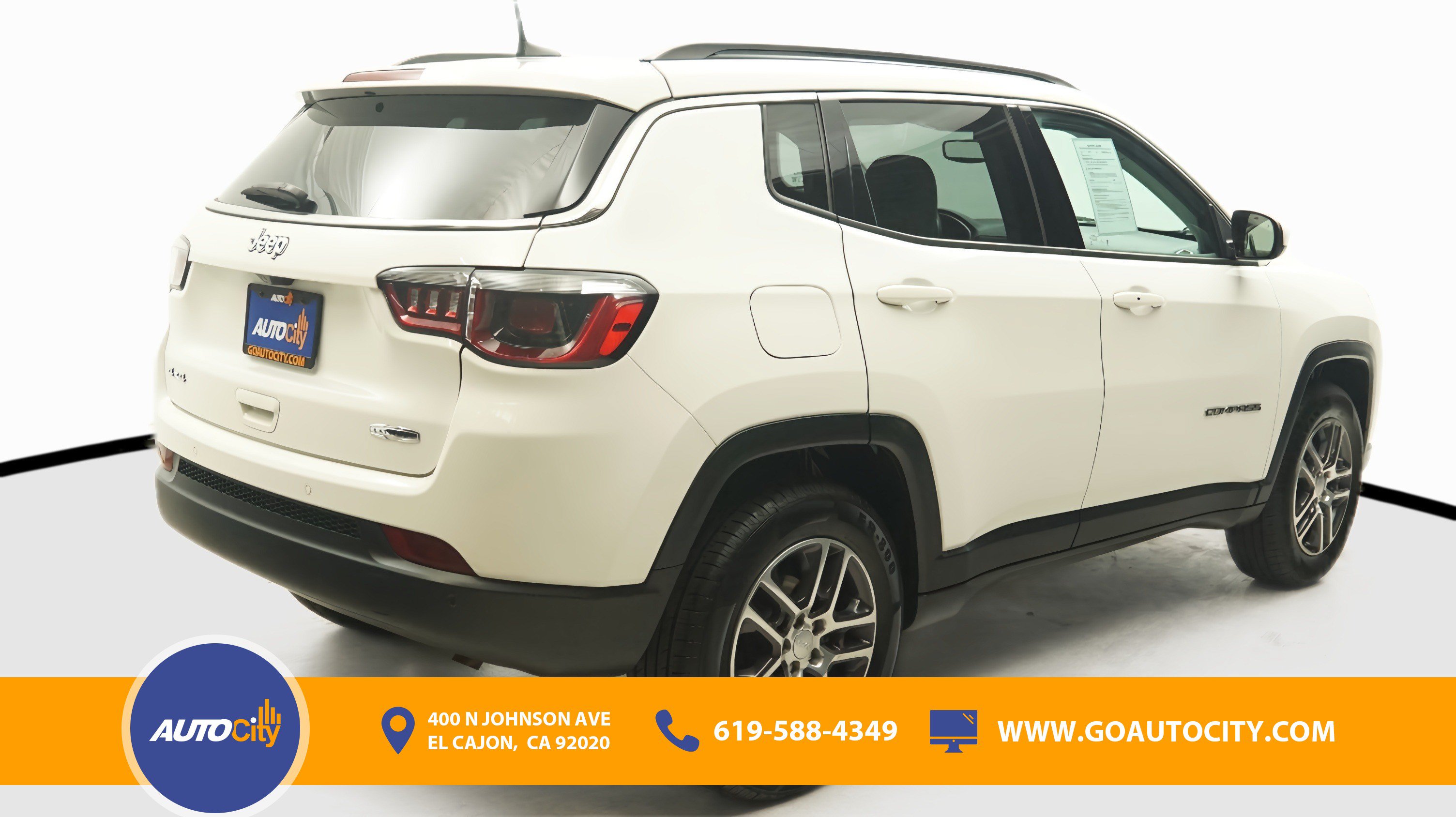 Used 2018 Jeep Compass Latitude w/ Popular Equipment Group AWD/4WD image 6