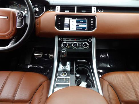 Used 2015 Land Rover Range Rover Sport Supercharged image 18