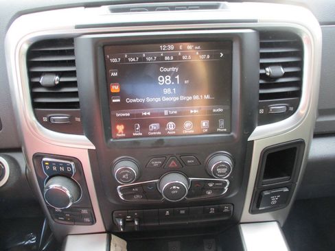 Used 2016 RAM 1500 Big Horn AWD/4WD image 30