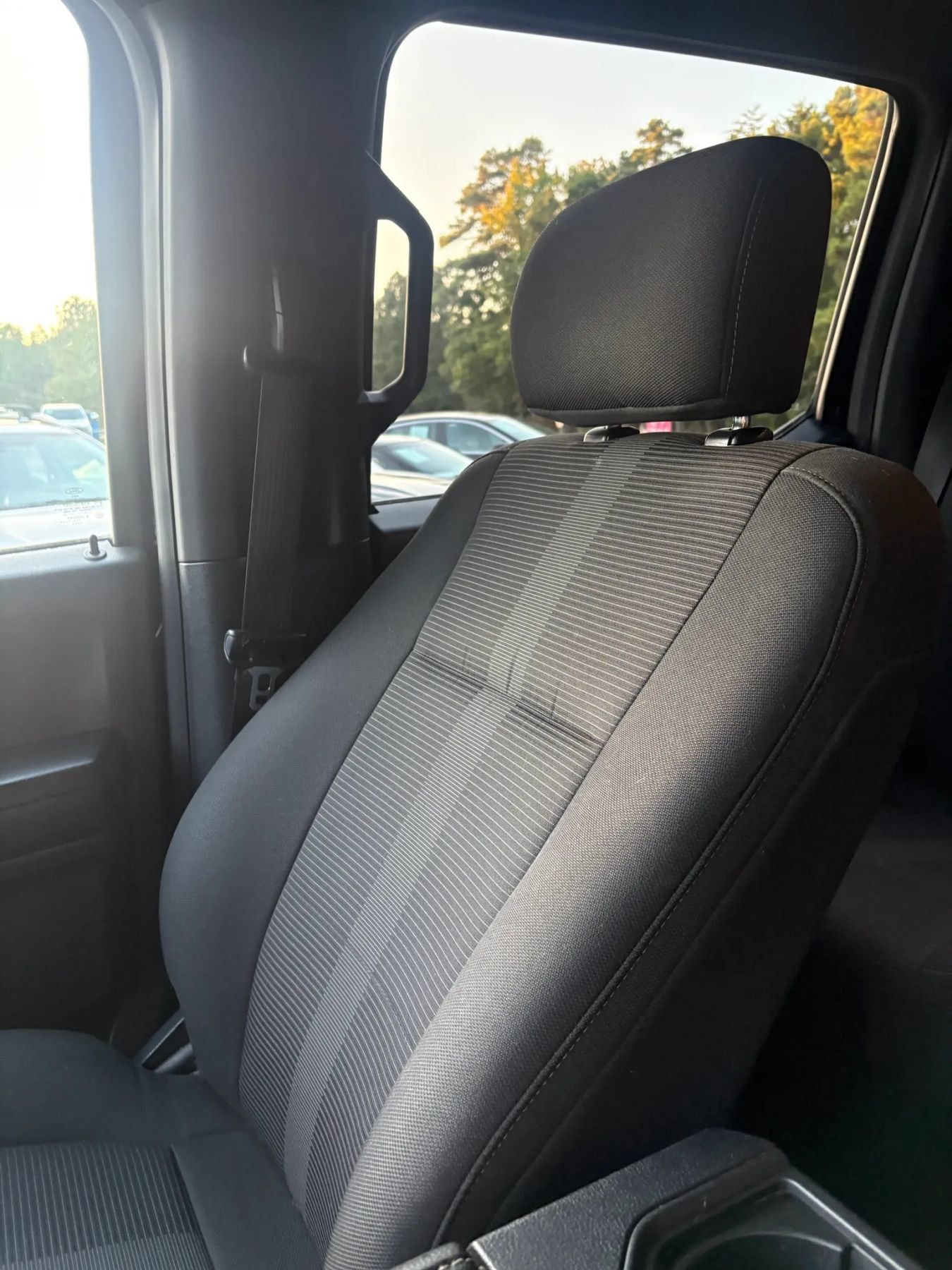 Used 2017 Ford F150 XLT w/ Equipment Group 302A Luxury AWD/4WD image 23