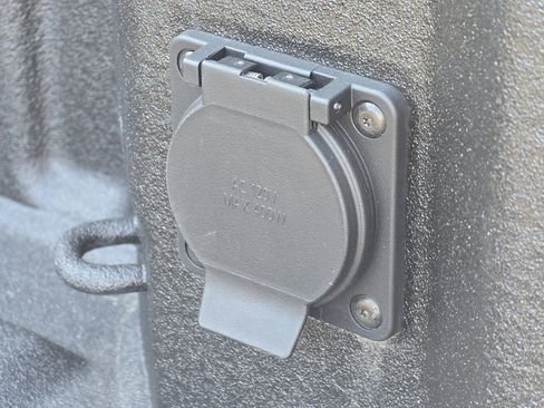 Used 2024 Chevrolet Silverado 1500 High Country image 20