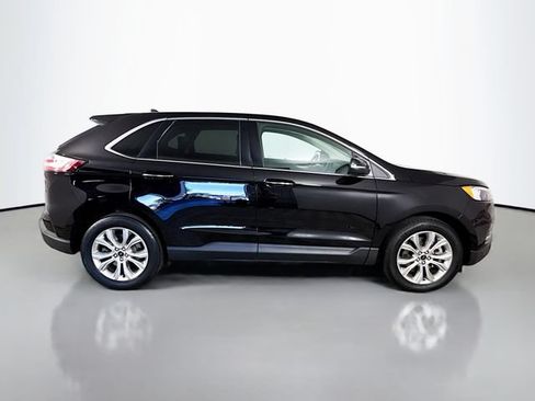 Used 2024 Ford Edge Titanium AWD/4WD image 8