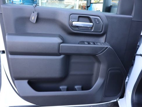 New 2026 Chevrolet Silverado 2500 Custom w/ Custom Convenience Package AWD/4WD image 4
