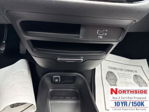 New 2026 Chrysler Pacifica Select image 24