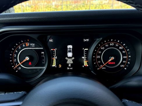 New 2026 Jeep Gladiator Sport image 19