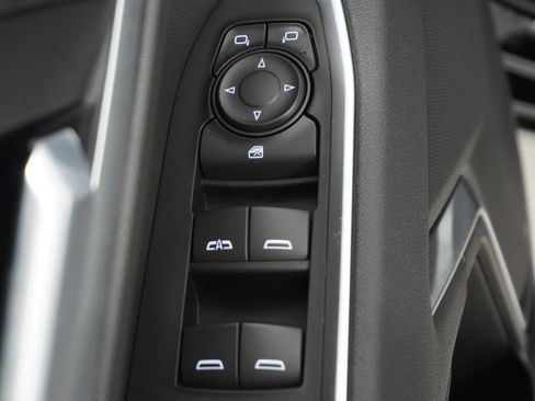 New 2026 Chevrolet Silverado 1500 LT w/ Texas Edition Plus RWD image 11