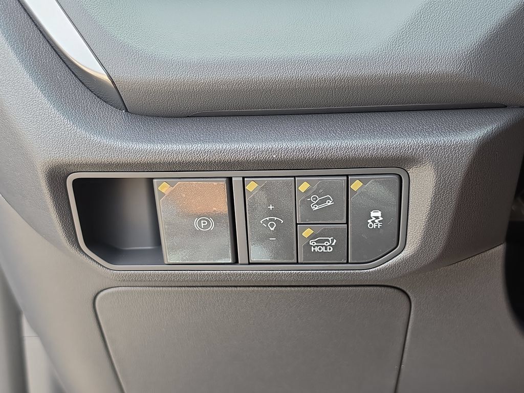 New 2027 Kia Seltos X-Line S w/ X-Line S Premium Package AWD/4WD image 29