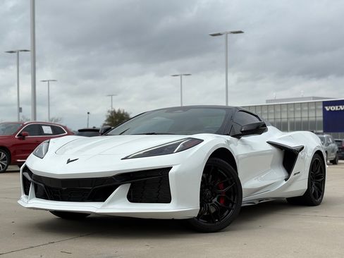 Used 2025 Chevrolet Corvette Z06 w/ Stealth Interior Trim Package image 6