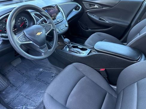 Used 2024 Chevrolet Malibu LS image 9