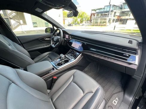 Used 2020 Audi Q7 3.0T Premium Plus w/ Premium Plus Package AWD/4WD image 30