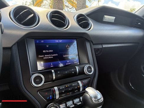 Used 2022 Ford Mustang GT Premium image 18