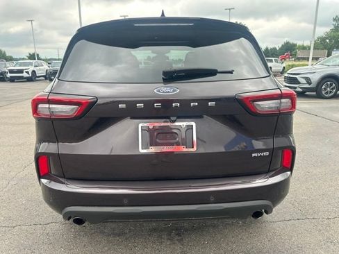 Used 2023 Ford Escape ST-Line w/ Tech Pack #1 AWD/4WD image 6