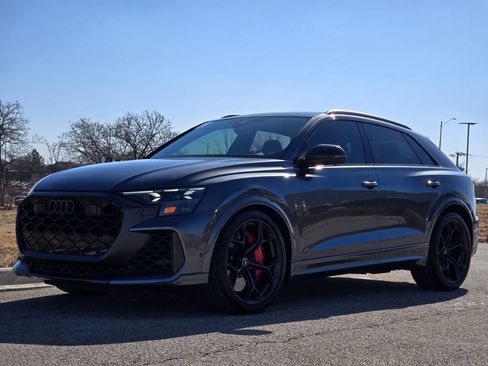 Used 2025 Audi RS Q8 performance image 38