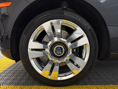 Used 2020 Rolls-Royce Cullinan image 47