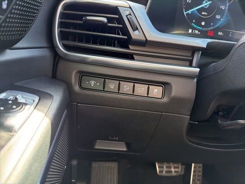 Certified 2025 Kia Telluride SX Prestige X-Line AWD/4WD image 13