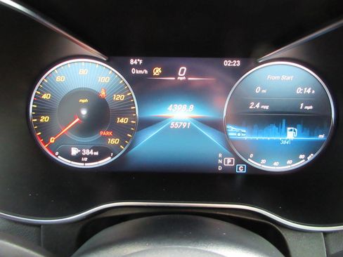 Used 2020 Mercedes-Benz GLC 300 4MATIC Coupe image 35