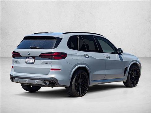 Used 2026 BMW X5 xDrive40i w/ M Sport Package AWD/4WD image 5