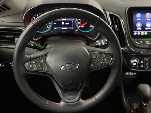 Used 2023 Chevrolet Equinox RS w/ RS Leather Package FWD image 5