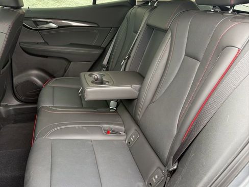 Used 2022 Buick Envision Essence w/ Sport Touring Package image 22