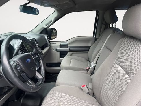 Used 2017 Ford F150 XLT w/ Equipment Group 302A Luxury AWD/4WD image 9