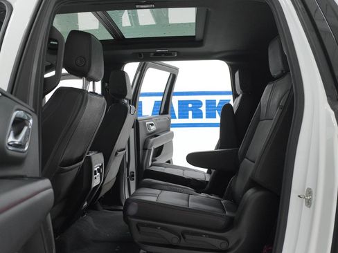 Used 2023 Chevrolet Suburban RST w/ Luxury Package RWD image 33
