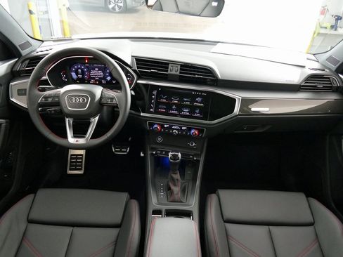 New 2025 Audi Q3 2.0T Premium Plus image 24
