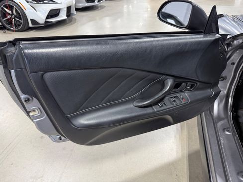 Used 2001 Honda S2000 image 34