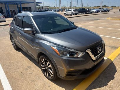 Used 2019 Nissan Kicks SV