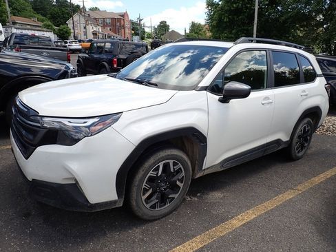 Used 2025 Subaru Forester Premium w/ Convenience Package #1 AWD/4WD image 1
