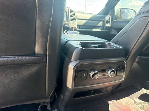 Used 2021 Ford Expedition XLT RWD image 11