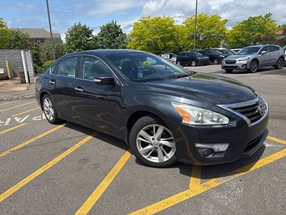Used 2015 Nissan Altima 2.5 SV w/ Convenience Package
