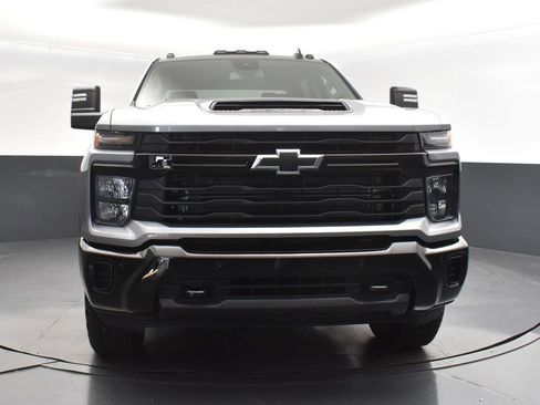 New 2026 Chevrolet Silverado 2500 Custom w/ Custom Value Package image 9