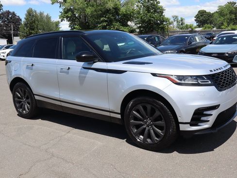 Used 2019 Land Rover Range Rover Velar R-Dynamic SE AWD/4WD image 3