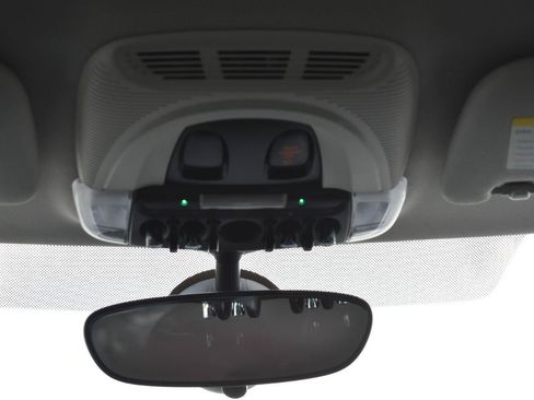 Used 2017 MINI Cooper Clubman FWD image 46