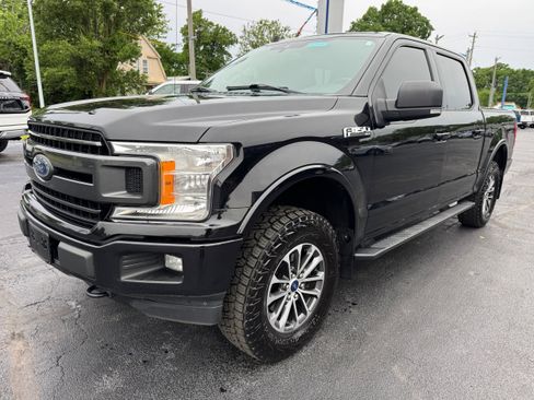 Used 2019 Ford F150 XLT w/ Equipment Group 302A Luxury AWD/4WD image 3