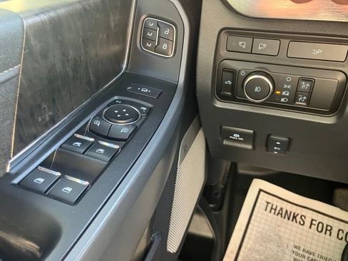 Used 2024 Ford F350 Lariat w/ Lariat Ultimate Package AWD/4WD image 17