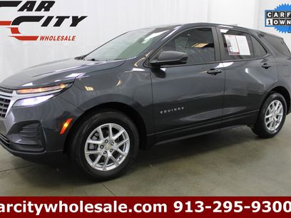 Used 2022 Chevrolet Equinox LS w/ LS Convenience Package