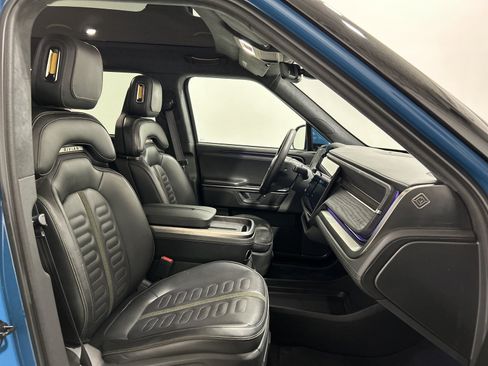 Used 2025 Rivian R1S Adventure AWD/4WD image 23