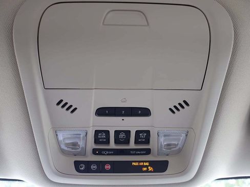 Used 2023 Buick Enclave Premium w/ Experience Buick Package FWD image 66